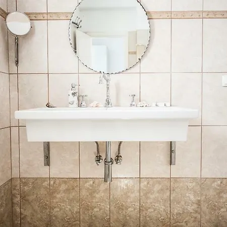 Casa Venetia Ferienhaus Alikí